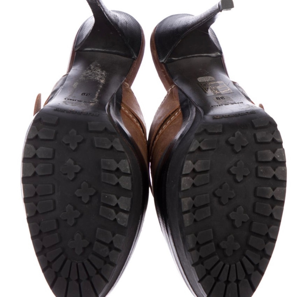 Pre owner leather Round-Toe Mules - Picture 4 of 4